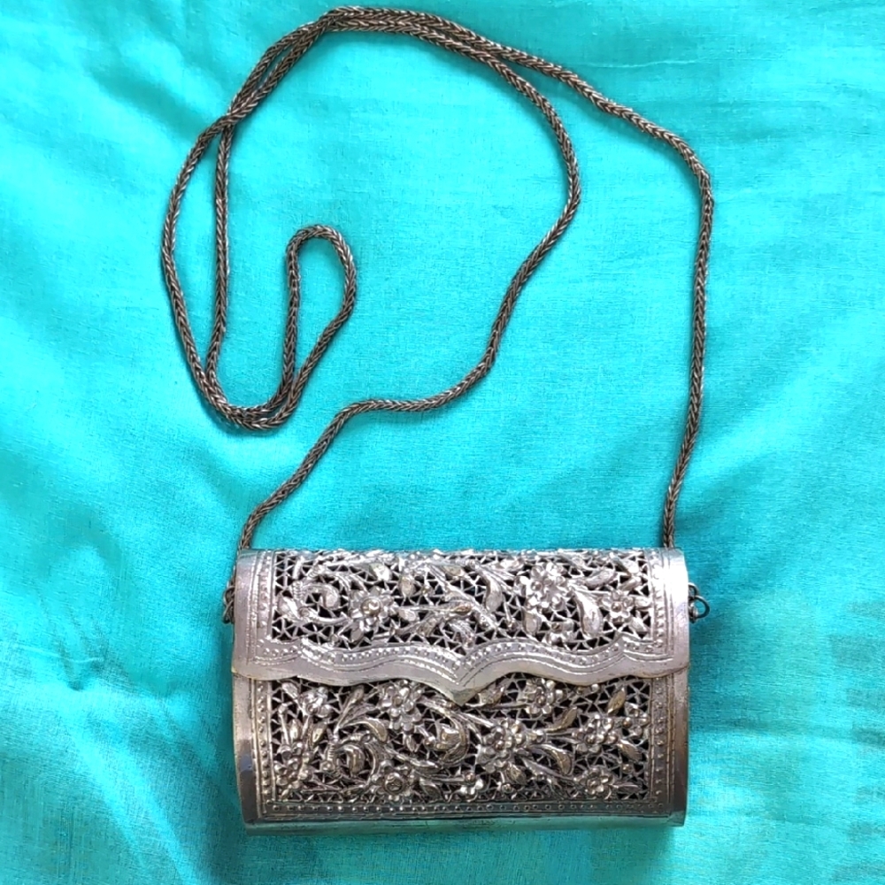 VINTAGE METAL ARTISAN MADE BAG